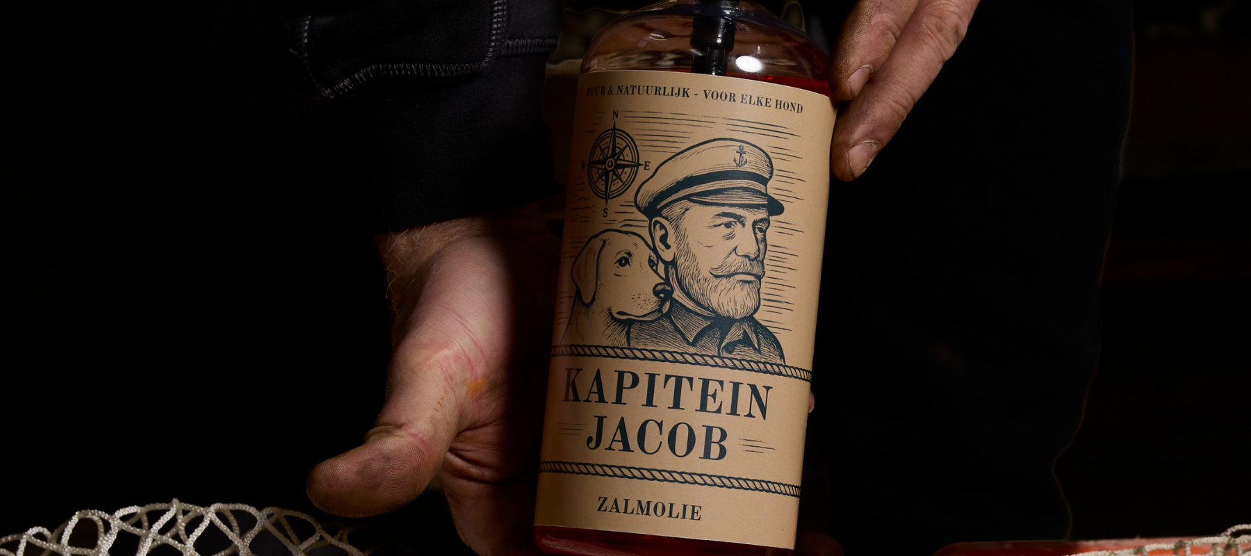 Waarom zalmolie zo goed is voor je hond